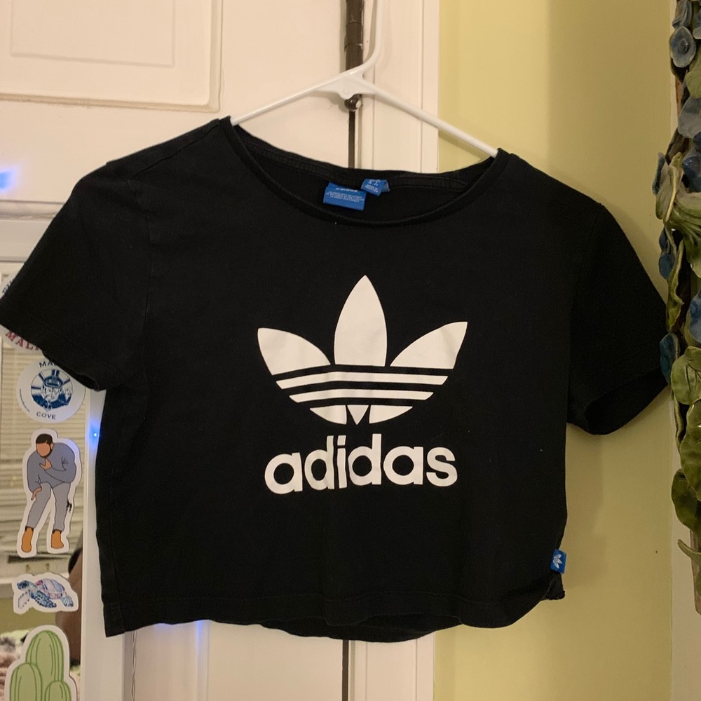 Cropped Adidas Top